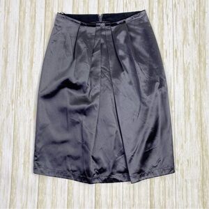 Obzee Kang Jim Young Gray Satin Pleated Pencil Skirt